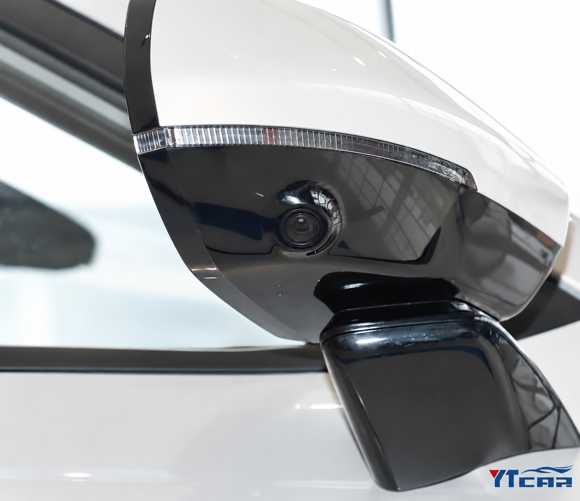 Wuling Starlight 560 EV — Vehicle image gallery image 11 of 11